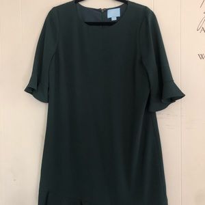 Green short sleeve dress